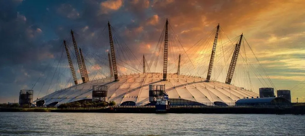 Modern 2Bed Apartment London Canary Wharf Great Transport Links - Perfect For Long Stays