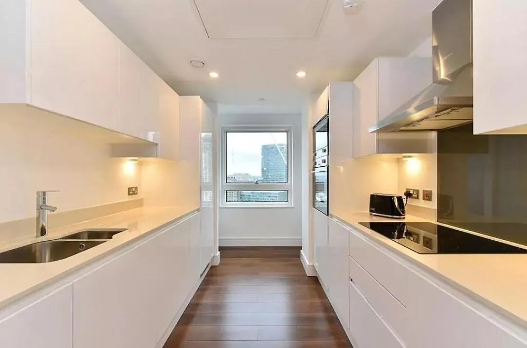 Modern 2Bed Apartment London Canary Wharf Great Transport Links - Perfect For Long Stays